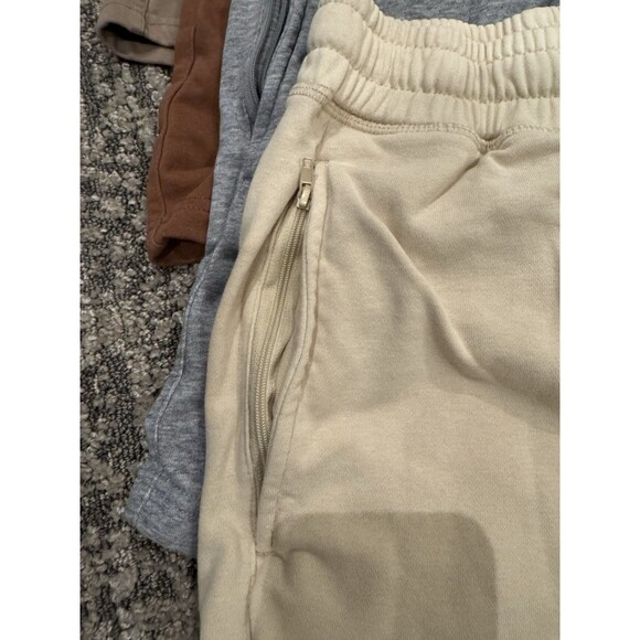 Maamgic Lot Of 5!! Large KnitCozy Knitted Casual Shorts Excellent Condition Zip - Picture 8 of 12